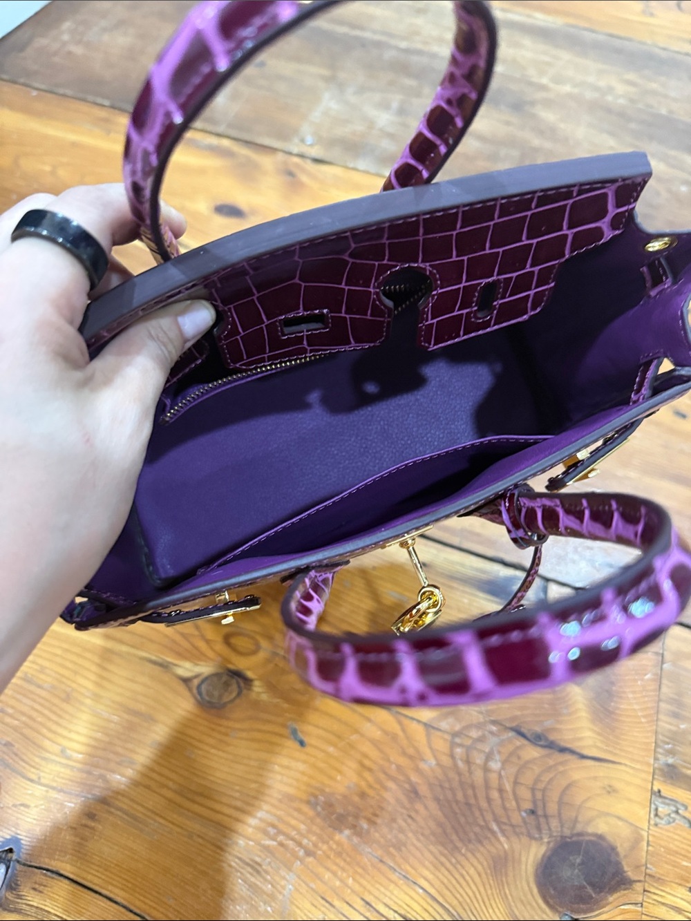 Purple Croc-Embossed Satchel Handbag with Lock Gold Hardware Purse - Picture 2 of 13